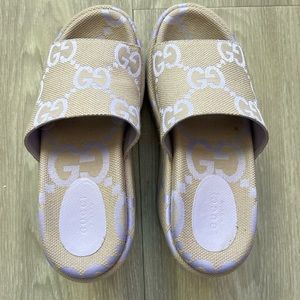 Nwt Gucci Women’s Jumbo GG Platform Slides Size 8